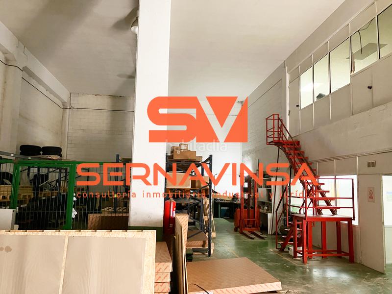 Foto c08cab14-f0d8-4ce6-bf06-b6e05fbb4796. Capannone industriale in Can Roses Rubí