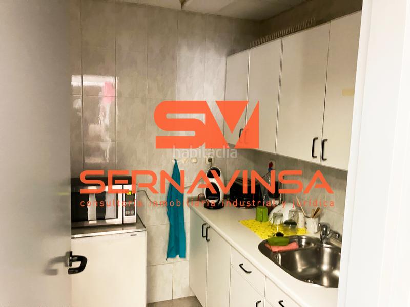 Foto cc20f801-a1f6-496e-897f-63a98a64bf9c. Capannone industriale in Can Roses Rubí