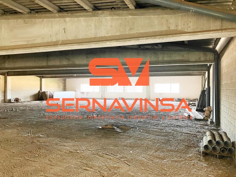 Foto f718253c-ff81-4b8c-84fb-85da6f22bcf2. Capannone industriale in Can Roses Rubí