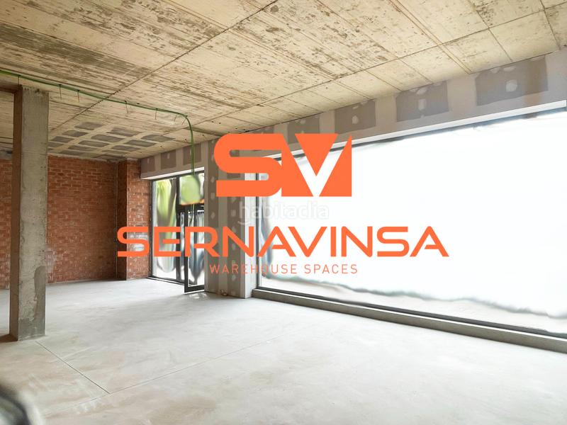 Foto d7ae0908-a279-4cef-8cb3-79a2cd358496. Lloguer local comercial a Eixample Sabadell