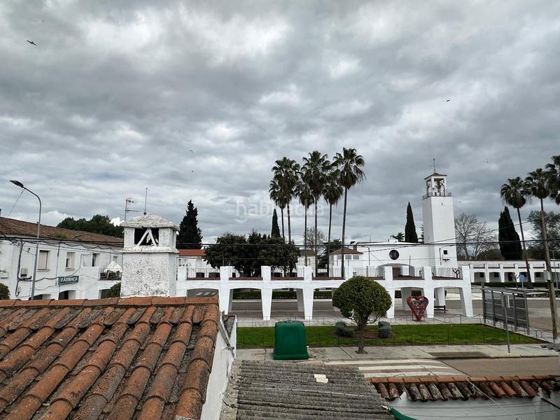 Foto 10be2936-d563-48de-92dc-667cf5336bff. Casa adossada amb xemeneia aparcament a Golf Guadiana Badajoz