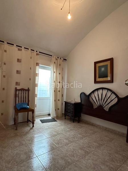 Foto 6b4fdbd7-a400-4d28-8a2a-278bb613cc88. Casa adossada amb xemeneia aparcament a Golf Guadiana Badajoz