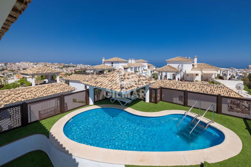 Foto 55c5735b-528e-4f39-865a-650fd72b5ffe. Àtic amb calefacció aparcament piscina a Cortijo Torrequebrada Benalmádena