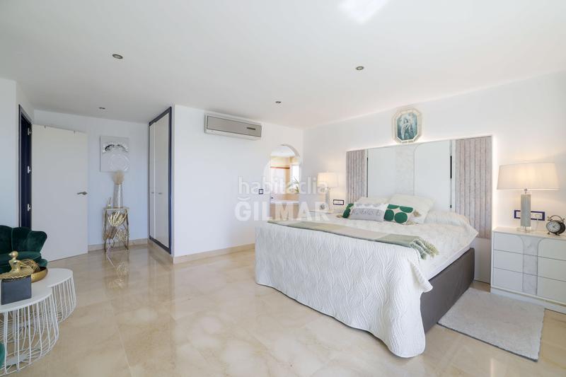 Foto ab66913d-9a4e-43c7-8a5d-89d3a8bd72da. Àtic amb calefacció aparcament piscina a Cortijo Torrequebrada Benalmádena