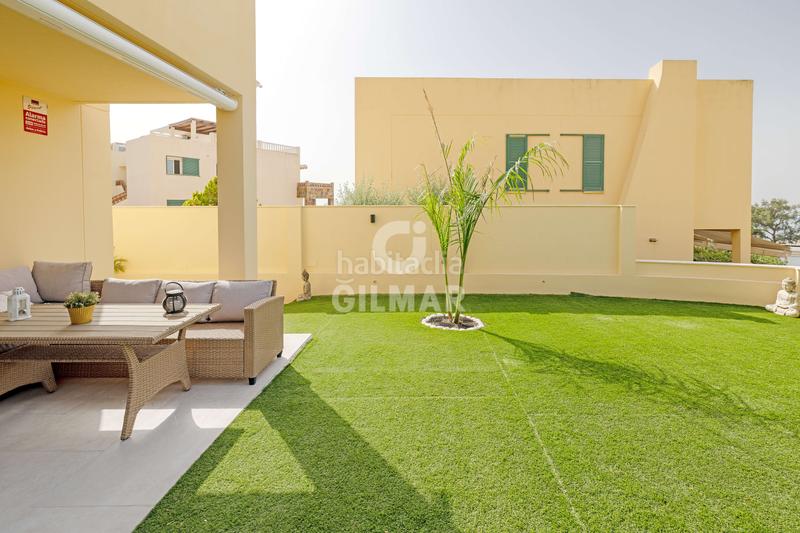 Foto 0292dac5-9e96-4e39-bb28-3646d454208b. Casa pareada y si vivir en la zona más cotizada de la exclusiva reserva del higuerón significara tener una residencia que combina privacidad, e en Benalmádena