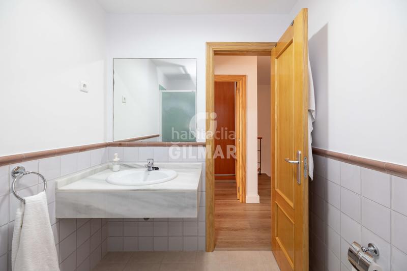 Foto 642c7da6-3200-4638-ac02-7fcadd5088c5. Casa pareada y si vivir en la zona más cotizada de la exclusiva reserva del higuerón significara tener una residencia que combina privacidad, e en Benalmádena