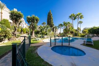 Dúplex a Mijas pueblo. Descubre este encantador dúplex ubicado en la prestigiosa urbani