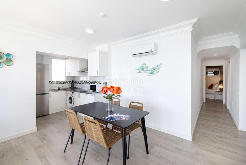 Foto 0b6d8eb4-6ac9-461f-b542-b686827bf648. Apartment with heating in Zona Centro Comercial Torrequebrada Benalmádena