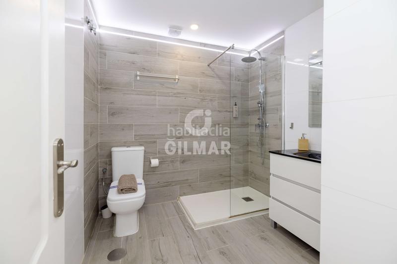 Foto b723ac8c-5934-475b-a0b2-19ae3ccb0a97. Apartment with heating in Zona Centro Comercial Torrequebrada Benalmádena