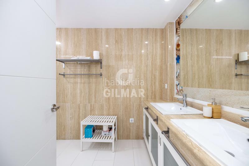 Foto dd45c873-cf75-4206-a039-1ea7c29e1908. Apartment with heating in Zona Centro Comercial Torrequebrada Benalmádena