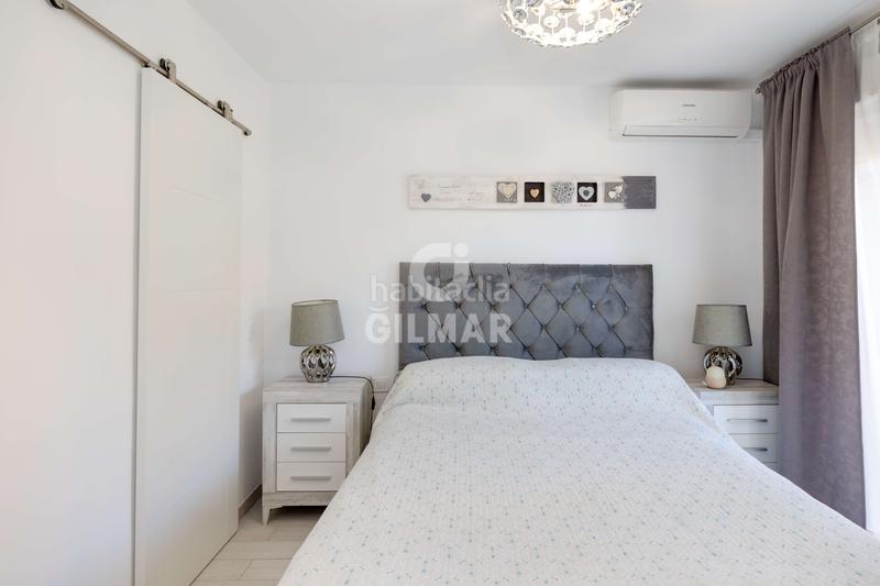 Foto 2cd8cc91-57cd-412b-bbdd-fc98edeae48f. Casa adossada amb calefacció a Arroyo de la Miel Benalmádena