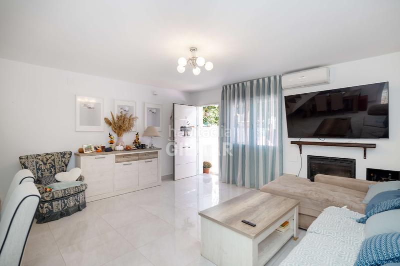 Foto 7d2762e6-959f-484d-8f7c-c8300d492449. Casa adossada amb calefacció a Arroyo de la Miel Benalmádena