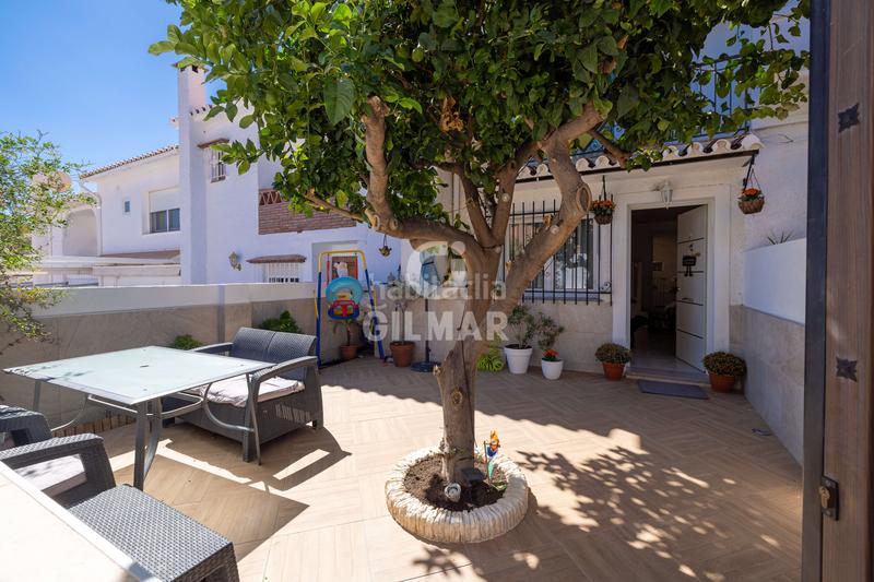 Foto 9d0ab013-d91c-4dda-be27-608ef7dbdb18. Casa adossada amb calefacció a Arroyo de la Miel Benalmádena