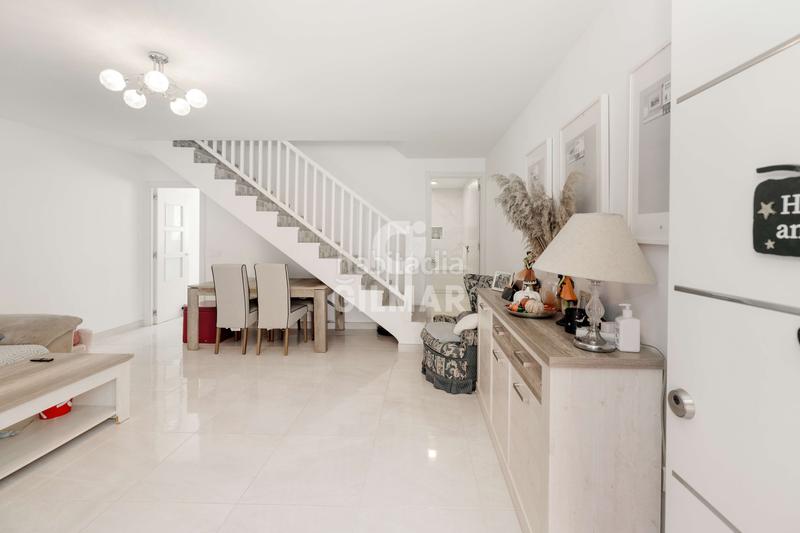 Foto a253a408-d7bf-4f9c-aa85-cbf0df14299b. Casa adossada amb calefacció a Arroyo de la Miel Benalmádena