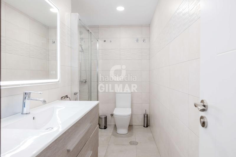 Foto af3b58af-7a36-4917-b3cf-9f18d50a50f8. Casa adossada amb calefacció a Arroyo de la Miel Benalmádena