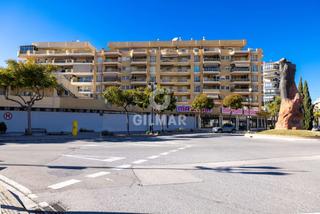 Pis en Castillo Sohail - Myramar. Presentamos este increble piso en fuengirola. esta propiedad es