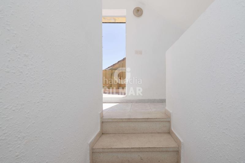 Foto 1c146eb5-9791-449f-91eb-c27d6bc73d63. Casa adossada amb piscina a Los Boliches Fuengirola