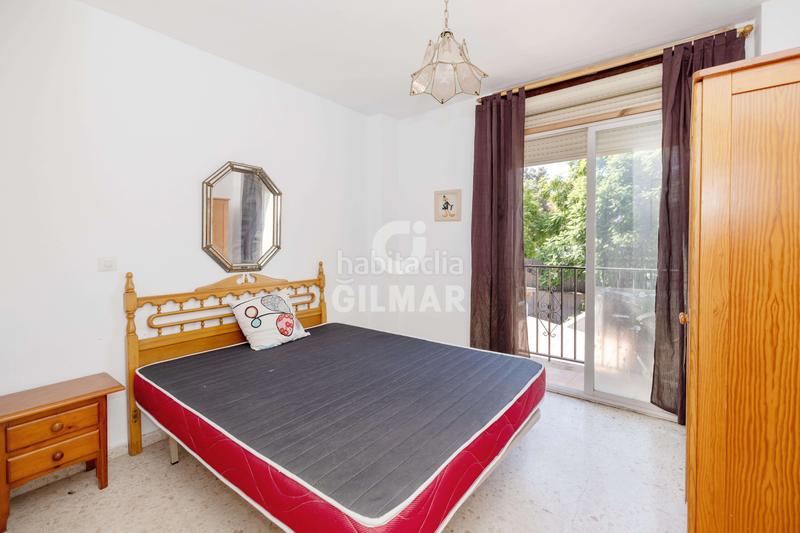 Foto 30a1bf4f-ea03-4471-857b-6fb5a3b3430f. Casa adossada amb piscina a Los Boliches Fuengirola