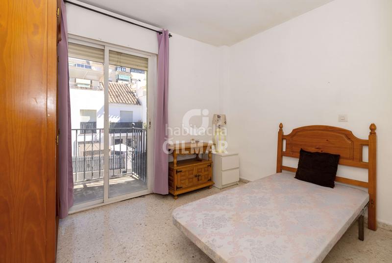 Foto 317a2eca-db8d-4e77-82b7-d79a44408864. Casa adossada amb piscina a Los Boliches Fuengirola