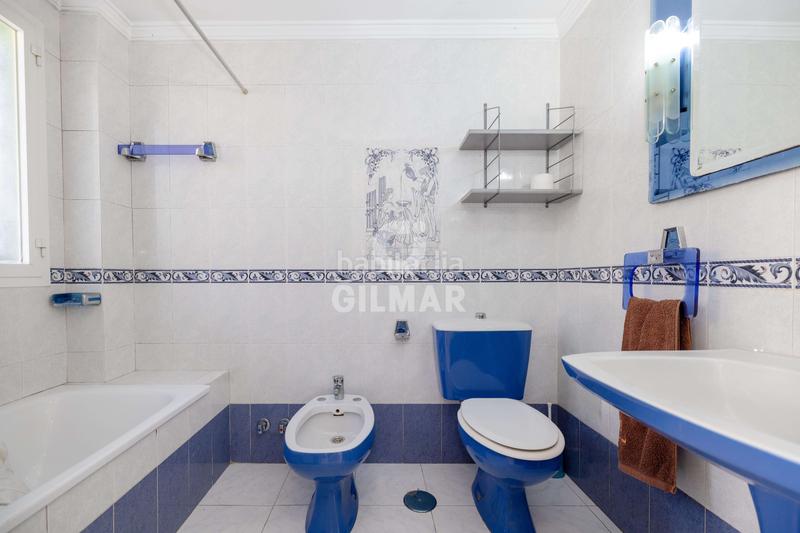 Foto 7d1fb9e5-610c-4d20-a20c-0f1f885fe801. Casa adossada amb piscina a Los Boliches Fuengirola