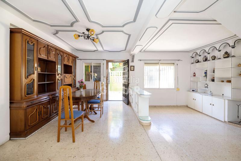 Foto b7b6ba15-f686-4119-8811-69070491d4be. Casa adossada amb piscina a Los Boliches Fuengirola