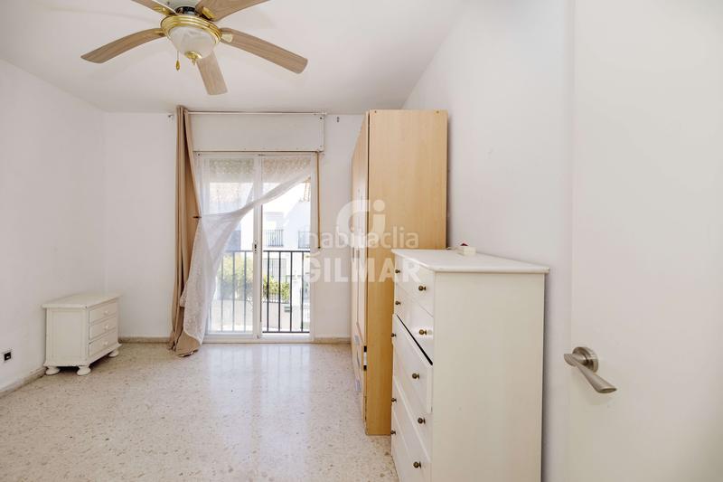 Foto e157723b-f6fb-41c4-82c4-4f7b655007e8. Casa adossada amb piscina a Los Boliches Fuengirola