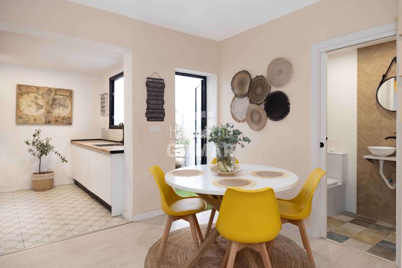 Foto 4a91b44f-5b9d-4cb5-9ed9-8b899242f6af. Casa adossada amb calefacció a Arroyo de la Miel Benalmádena