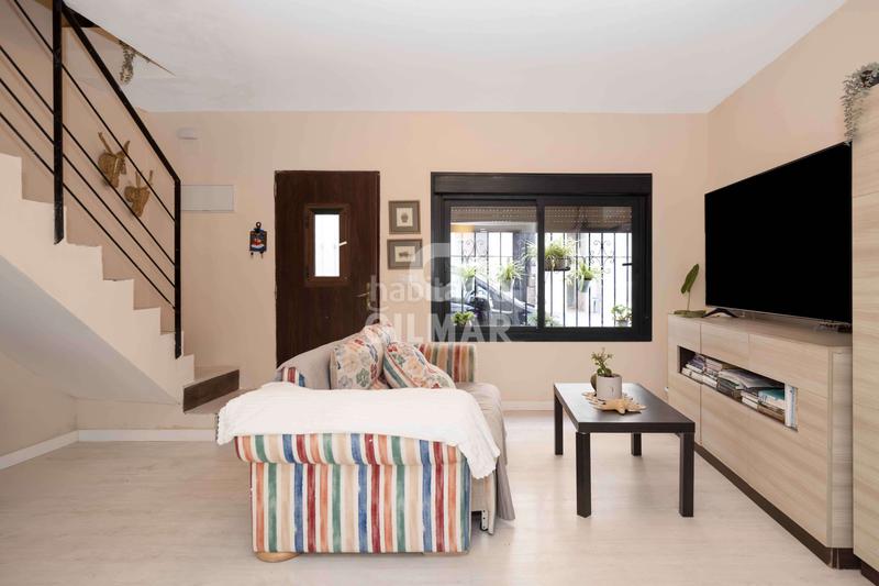 Foto 626c6d21-c6ba-462e-8abd-c3d391743109. Casa adossada amb calefacció a Arroyo de la Miel Benalmádena