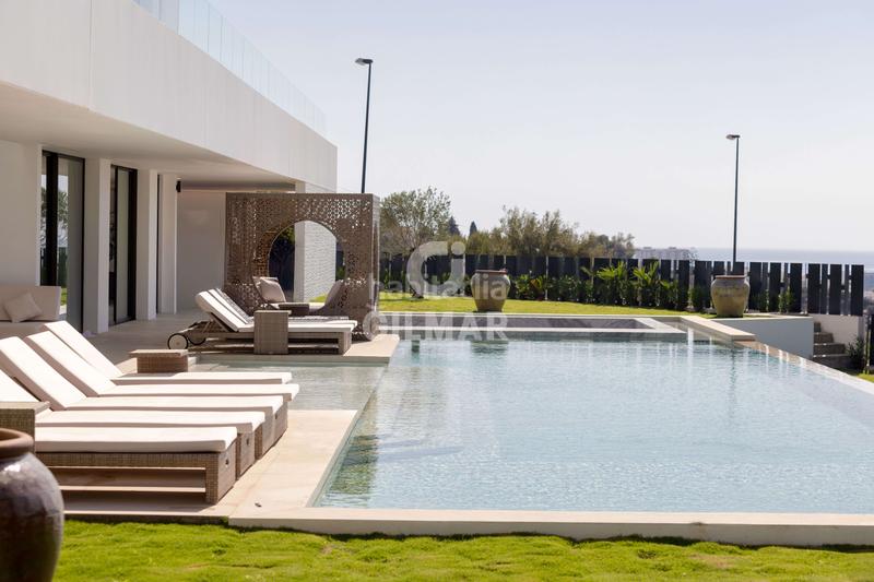 Foto 0a2826ab-7f50-4bdd-8120-cf2d96d384f1. Chalet with heating parking pool in La Capellanía - El Higuerón Benalmádena