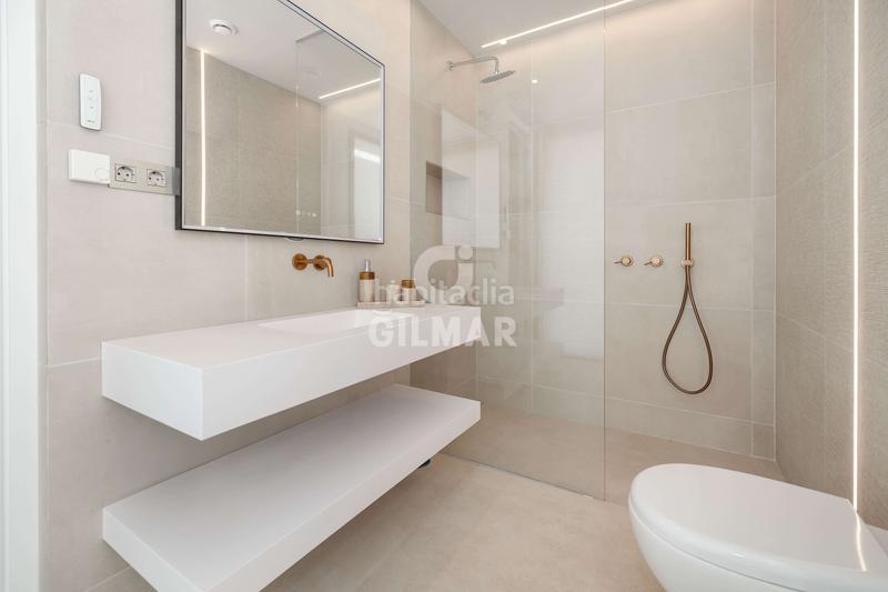 Foto 1e3e1458-58a4-471a-b3b9-bfcc0f5b1277. Chalet with heating parking pool in La Capellanía - El Higuerón Benalmádena