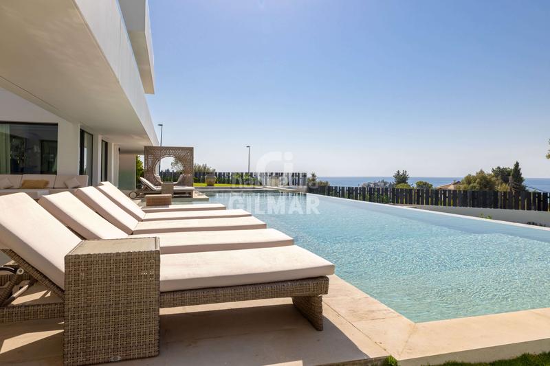 Foto 496a69cc-a783-4a5b-bab2-4362fc2444e9. Chalet with heating parking pool in La Capellanía - El Higuerón Benalmádena