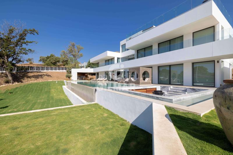 Foto 54d9d352-5c1f-4bbd-a234-94870de6cd23. Chalet with heating parking pool in La Capellanía - El Higuerón Benalmádena