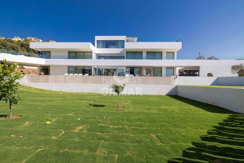 Foto 68b60705-c92a-4c27-a450-11e7d387421c. Chalet with heating parking pool in La Capellanía - El Higuerón Benalmádena