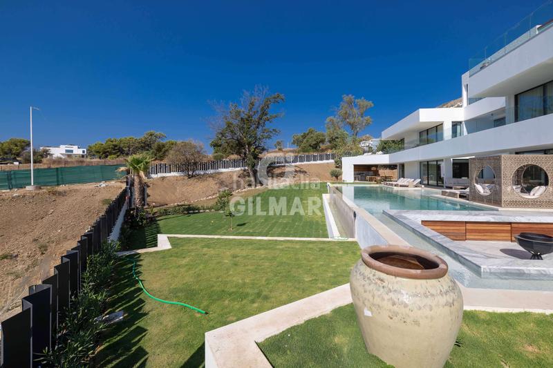 Foto f0f42fe0-aaa0-458f-9384-f835b0f8a1d9. Chalet with heating parking pool in La Capellanía - El Higuerón Benalmádena