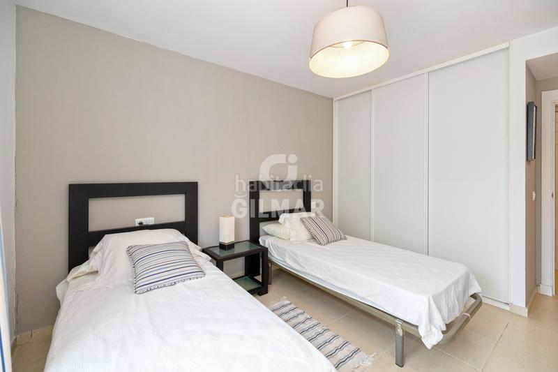 Foto 09b08603-eee7-4b1e-9702-b627ea725b60. Pis amb calefacció aparcament piscina a Nueva Torrequebrada Benalmádena