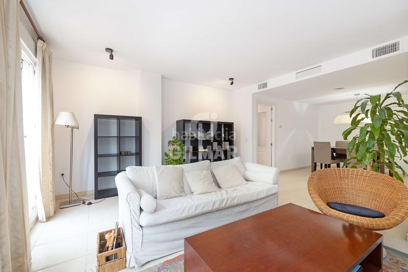 Foto 6912cdf2-5ad7-4111-9617-9eb46bf22b45. Pis amb calefacció aparcament piscina a Nueva Torrequebrada Benalmádena