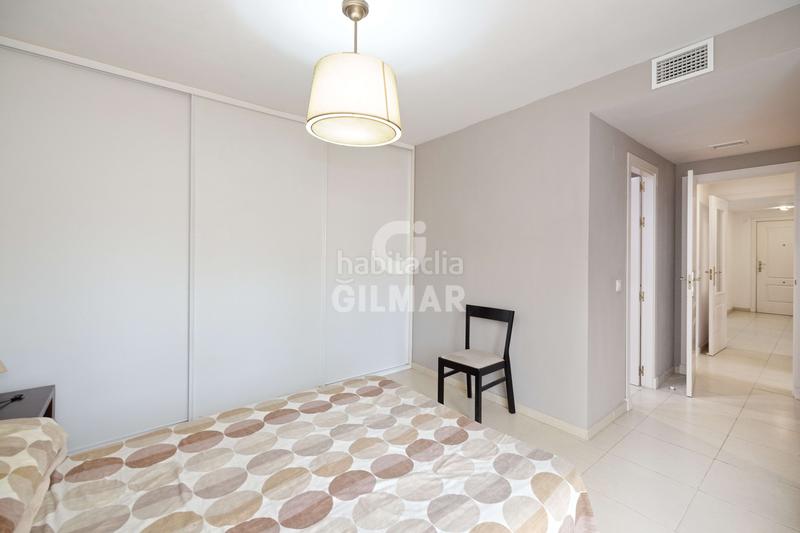 Foto c67eb588-2ac7-46a8-8f58-7c385fa70cff. Pis amb calefacció aparcament piscina a Nueva Torrequebrada Benalmádena