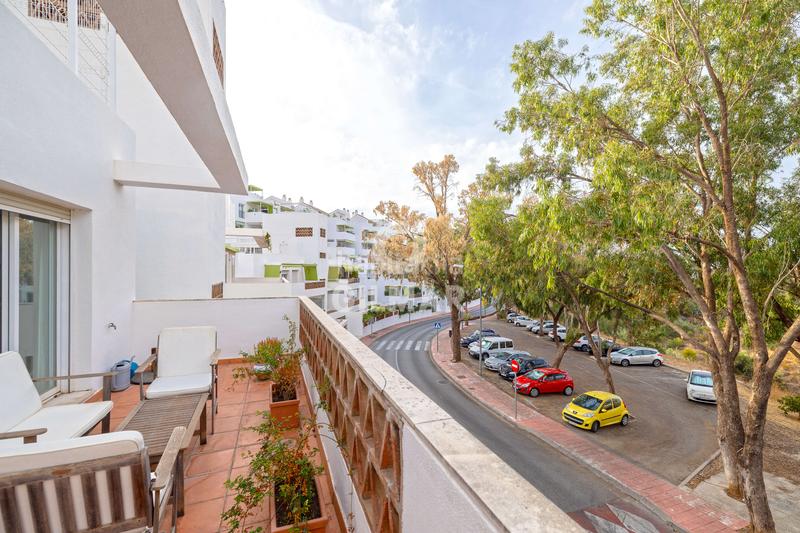 Foto dd0feacc-252e-4d5d-8c7b-b3ddb9654c4c. Pis amb calefacció aparcament piscina a Nueva Torrequebrada Benalmádena