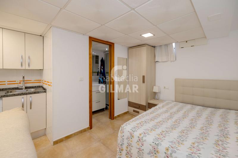 Foto 58ef9a75-9f22-4dba-a898-037a3bf8b4d8. Casa aparellada amb calefacció aparcament piscina a Torremolinos