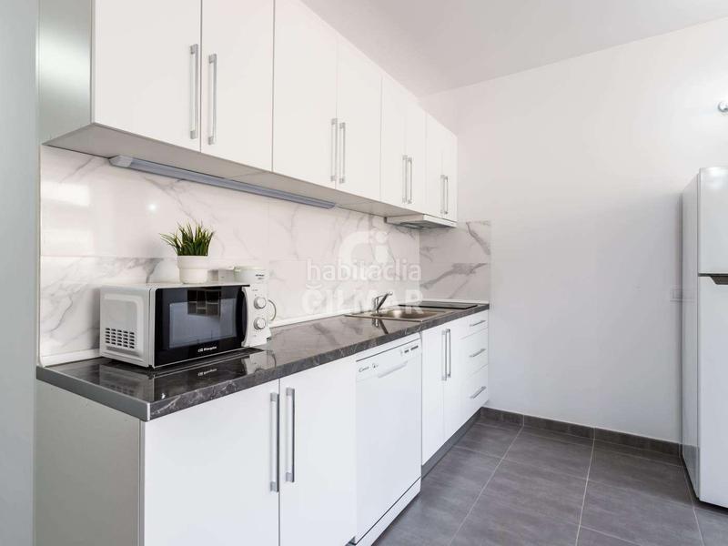 Foto f00f5866-f857-4fed-9de2-eca3eacf16db. Flat with heating pool in Puerto Deportivo Fuengirola