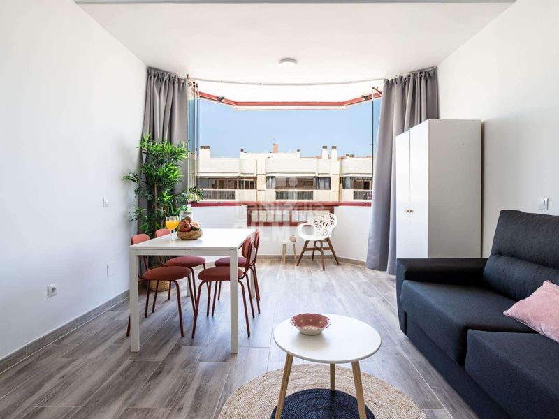 Foto b4e82589-a6e8-4381-9c49-26d9a9e6f7c2. Pis amb calefacció a Puerto Deportivo Fuengirola