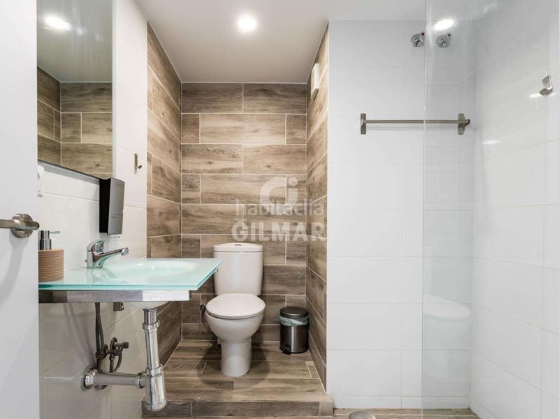 Foto f0e6f1ad-5cf8-4f09-acb2-802282c132d7. Pis amb calefacció a Puerto Deportivo Fuengirola