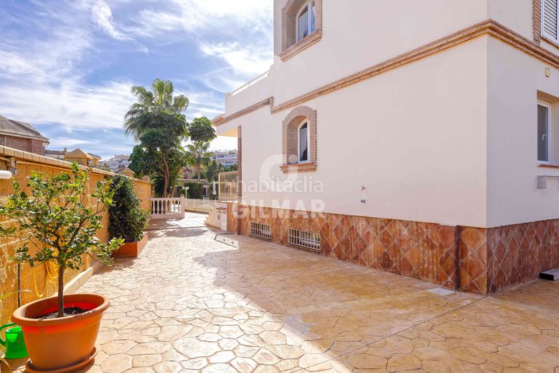 Foto fcca3936-f65d-4d09-9bfa-d7686a51e7c2. Xalet amb calefacció piscina a Cortijo Torrequebrada Benalmádena