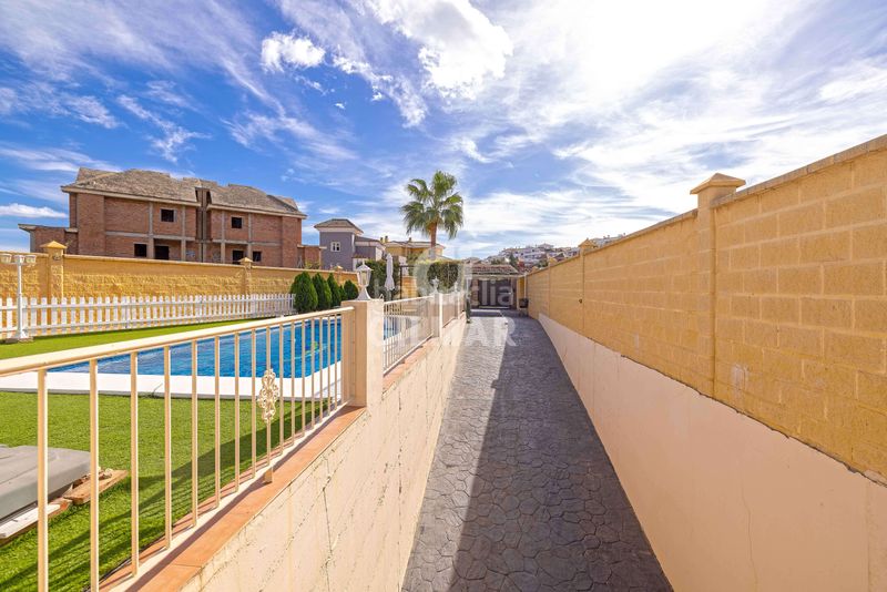 Foto 245dd551-2086-44d5-853a-b1a3864736f7. Xalet amb calefacció piscina a Cortijo Torrequebrada Benalmádena