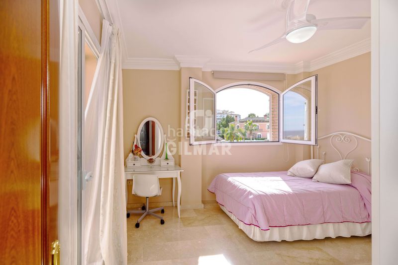 Foto 252aca0e-14af-43a6-ae60-4fe5cb186026. Xalet amb calefacció piscina a Cortijo Torrequebrada Benalmádena