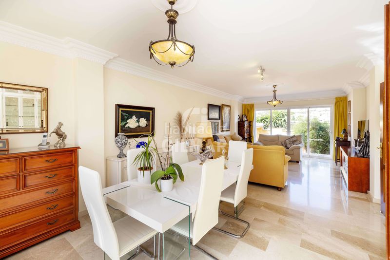 Foto 3a431e8f-a382-4972-8838-bfc6a490d808. Xalet amb calefacció piscina a Cortijo Torrequebrada Benalmádena