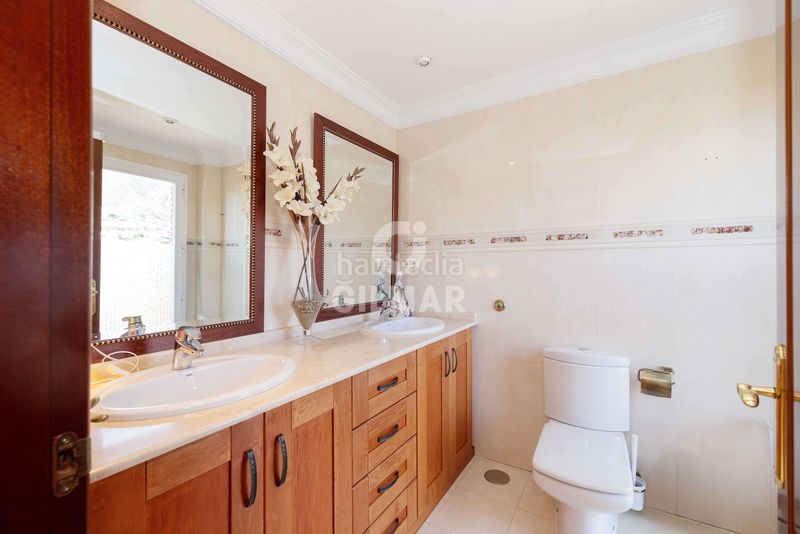 Foto 8ae1d913-eda1-40c5-bb13-d4aa656b66d1. Xalet amb calefacció piscina a Cortijo Torrequebrada Benalmádena