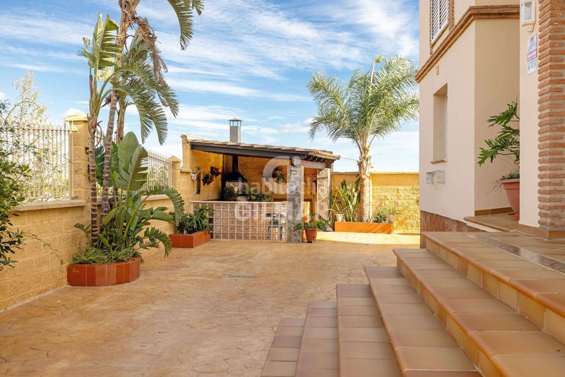 Foto fdeb27f0-4571-46fa-ad32-aee255ef1aef. Xalet amb calefacció piscina a Cortijo Torrequebrada Benalmádena