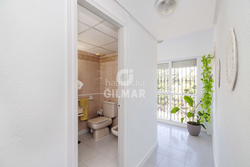 Foto 0d6ff79e-7036-48c3-b81a-8a2a3c8f8fa6. Pis amb aparcament piscina a Montemar Torremolinos
