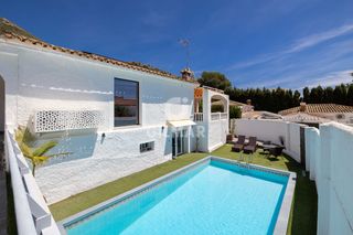 Chalet à La Capellanía - El Higuerón. No todas las casas se sienten igual.  algunas, simplemente, enca